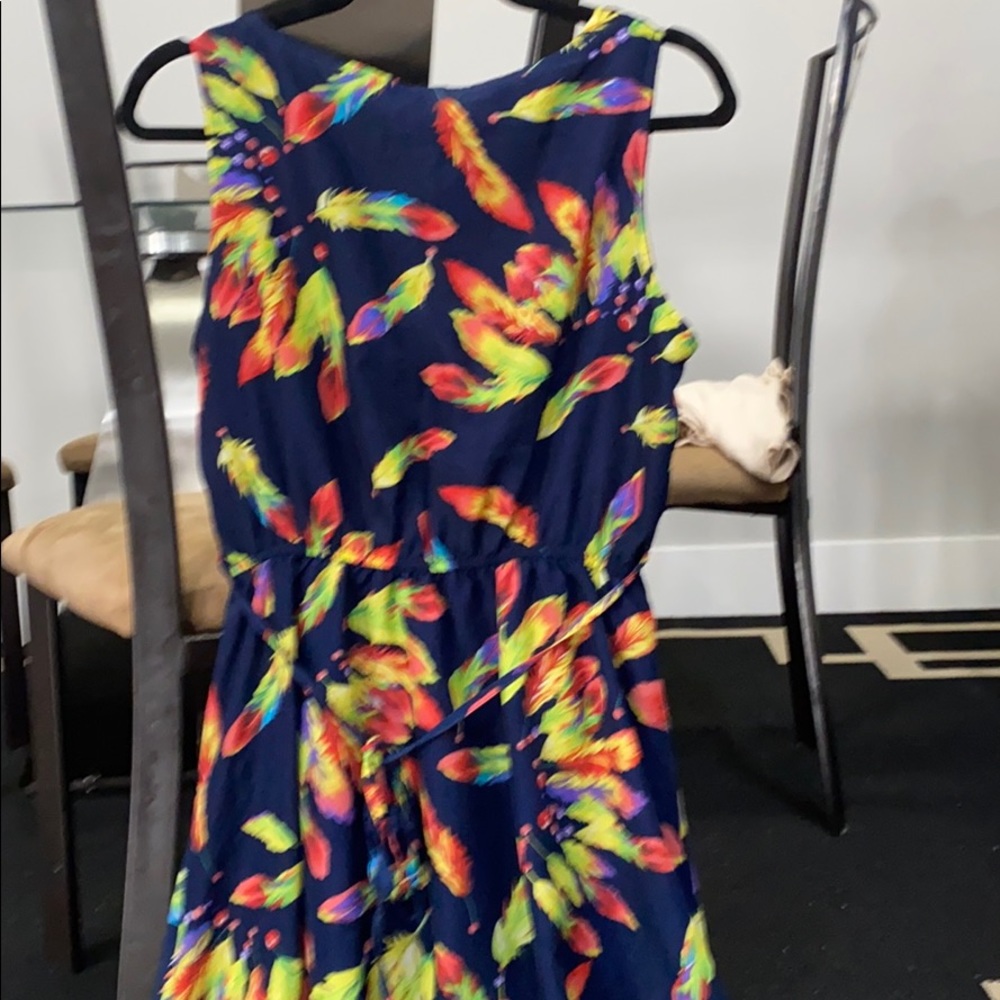 Dress - Picture 3 of 3